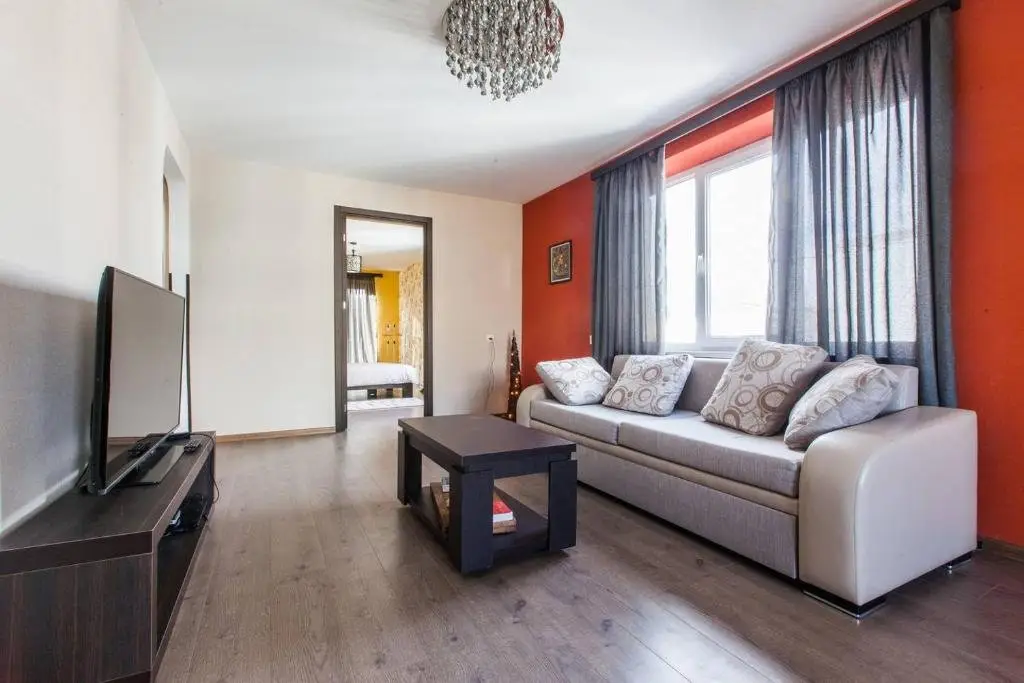 Тбилиси: Apartment On Pekini Street 7