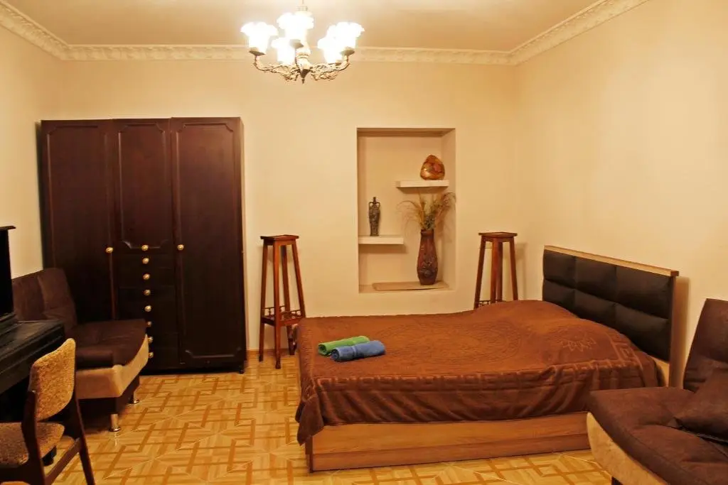Тбилиси: Apartment On Wine Rise 7