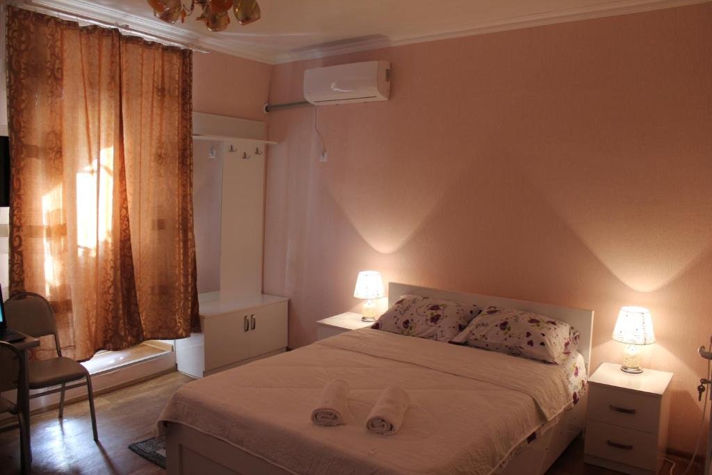 Тбилиси: Rooms On Eristavi Street 15