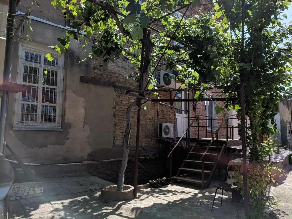 Тбилиси: Rooms On Eristavi Street 15