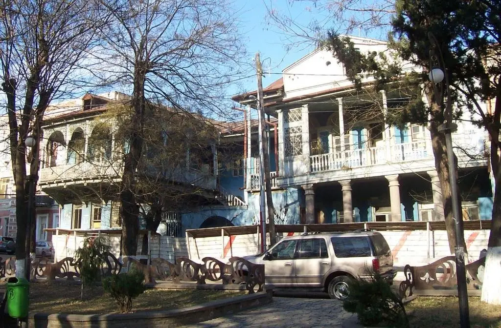 Тбилиси: Apartment Beglar Akhospireli 2/4