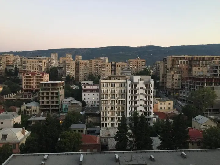 Тбилиси: Apartment on Mitskevichi 29a