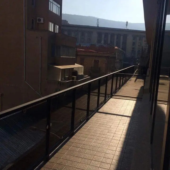 Тбилиси: Apartment Ghambashidze 3a