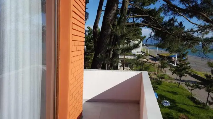 Кобулети: Haus At Sea