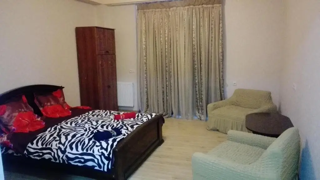 Тбилиси: Apartment on tsagareli street 92