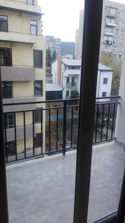 Тбилиси: Apartment on tsagareli street 92