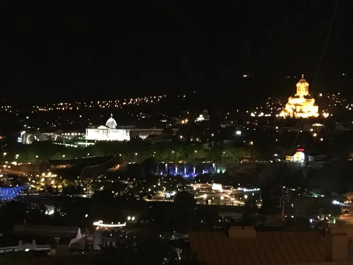 Тбилиси: Lisi Residence