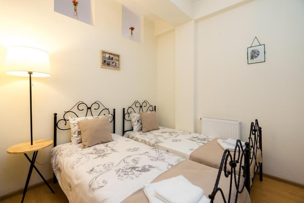 Тбилиси: Apartment In Avlabari N1