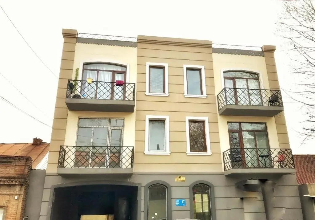Тбилиси: Apartment 2 Balconies
