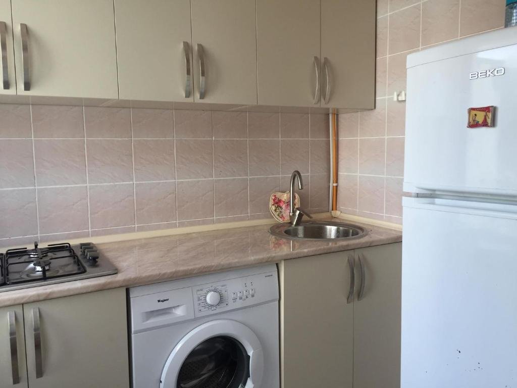 Батуми: Central Batumi, 1 Room Flat.