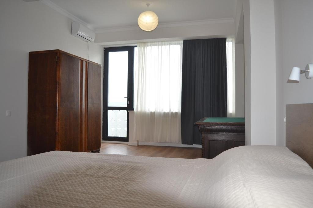 Тбилиси: Apartment on Paliashvili 6