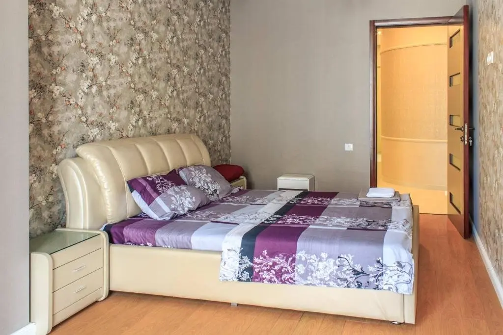 Тбилиси: apartment chovelidze st.8 #2