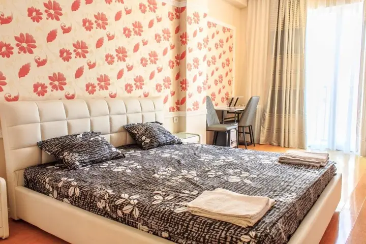 Тбилиси: apartment chovelidze st.8 #2