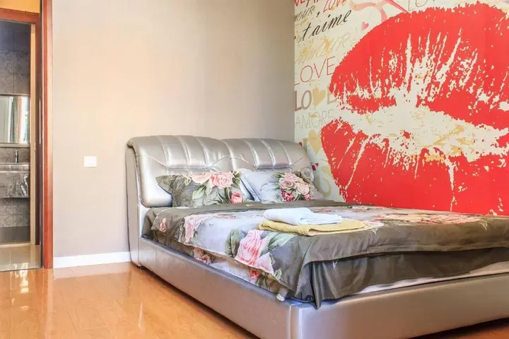 Тбилиси: apartment chovelidze st.8 #2