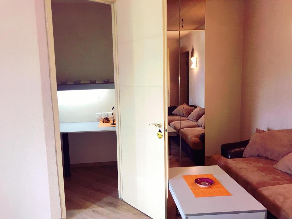 Тбилиси: Bright&lovely apartment 4 min walk from Bassiani club