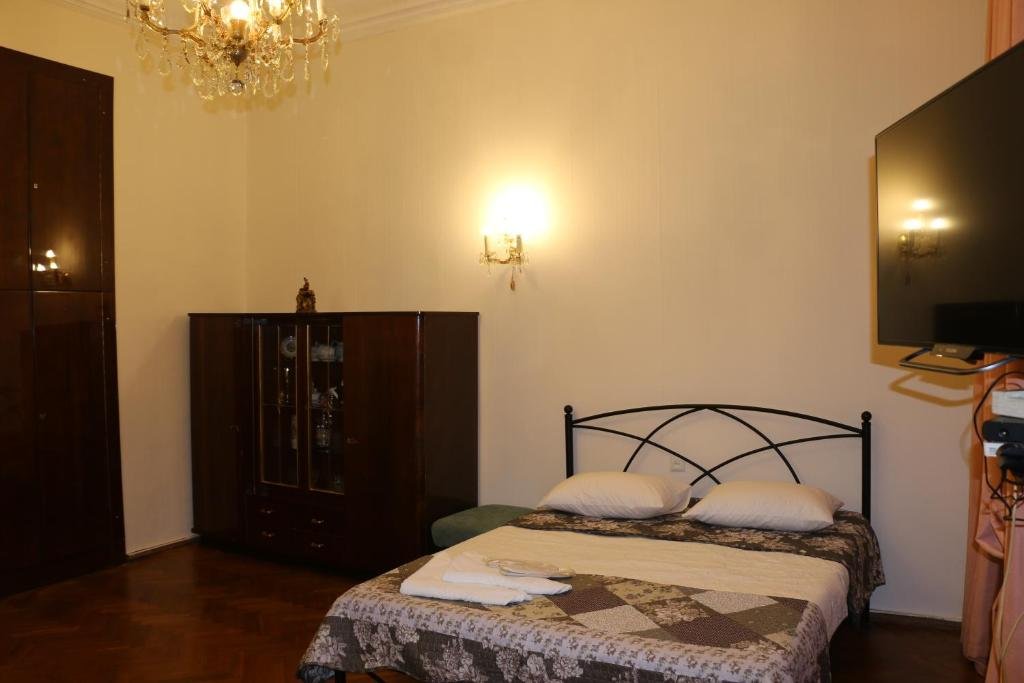 Тбилиси: Apartment at Vera