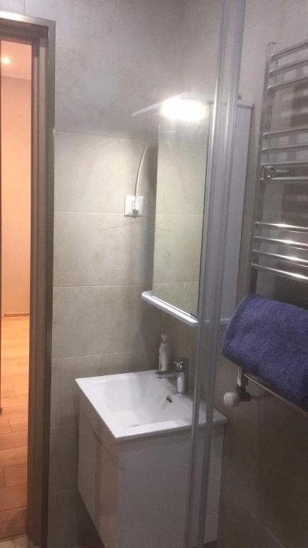 Тбилиси: Tbilisi Saburtalo Apartment 06