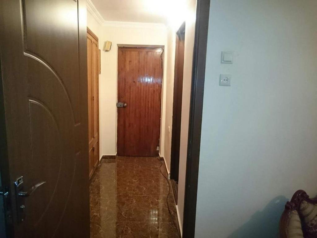 Батуми: apartment griboedovi 8