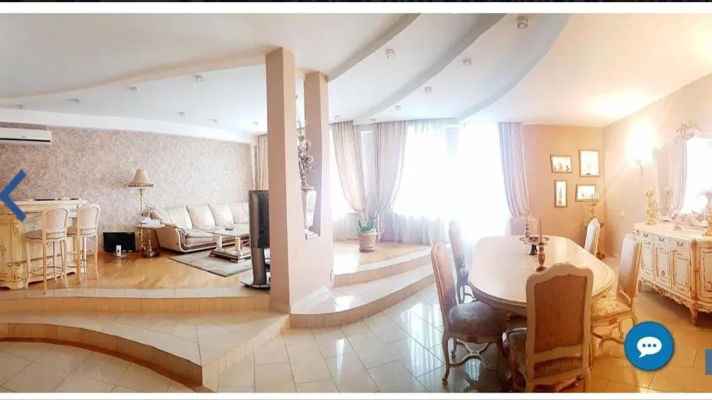 Тбилиси: Luxury 3 Br Apartment In The City Center