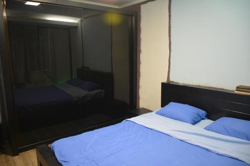 Тбилиси: Entire Studio Apt In the Center Of Tbilisi