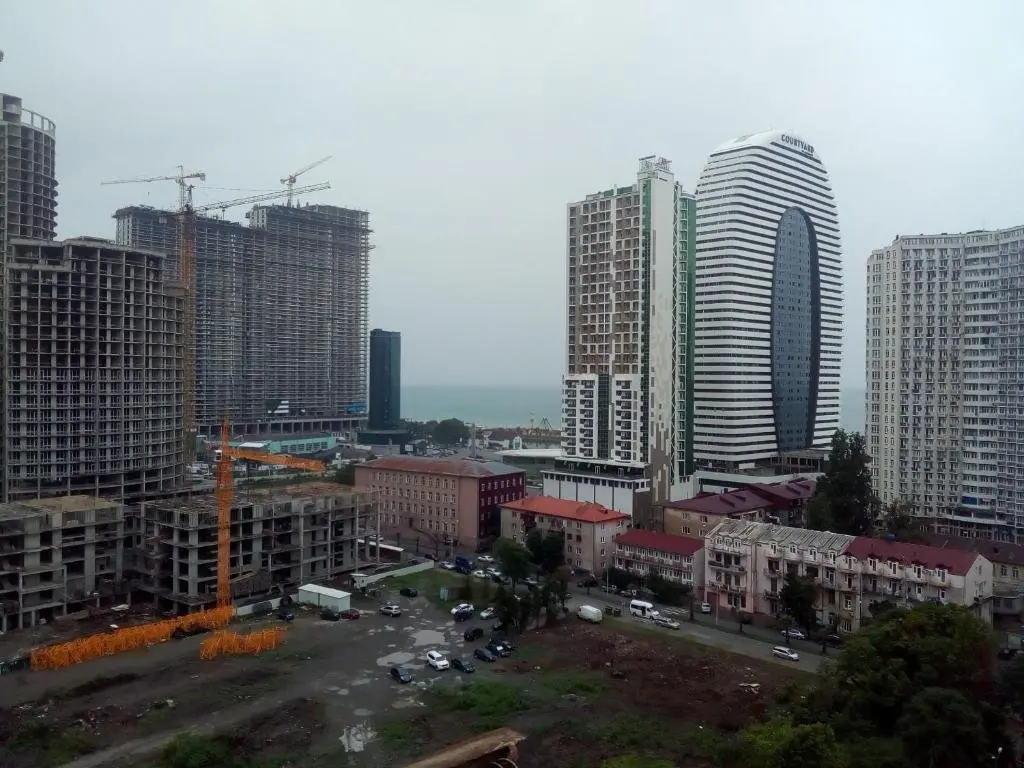 Батуми: Apartament On 13 Floor