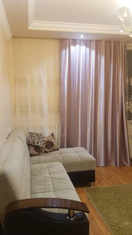Батуми: apartament riadom moria,, sh,ximshiashvili 49