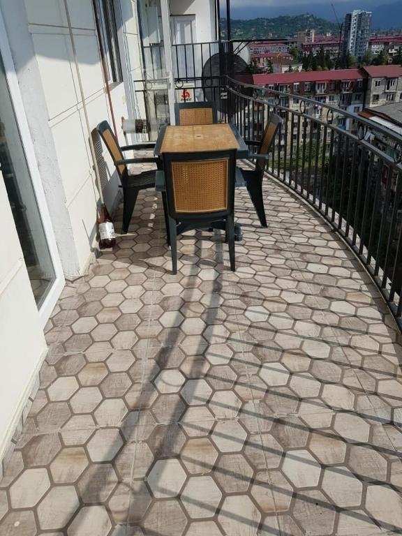 Батуми: Lermontov Street 72