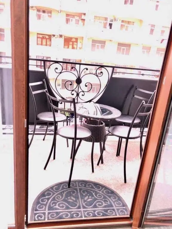 Батуми: 86a Zurab Gorgiladze Street