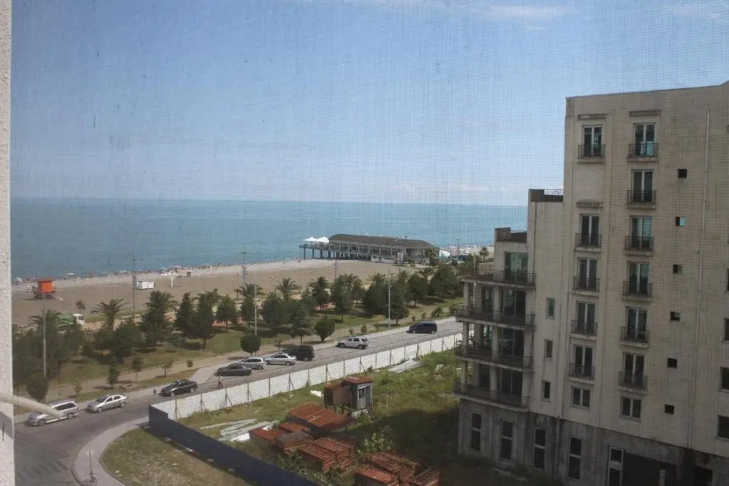 Батуми: Apartment on khinshiashvili4