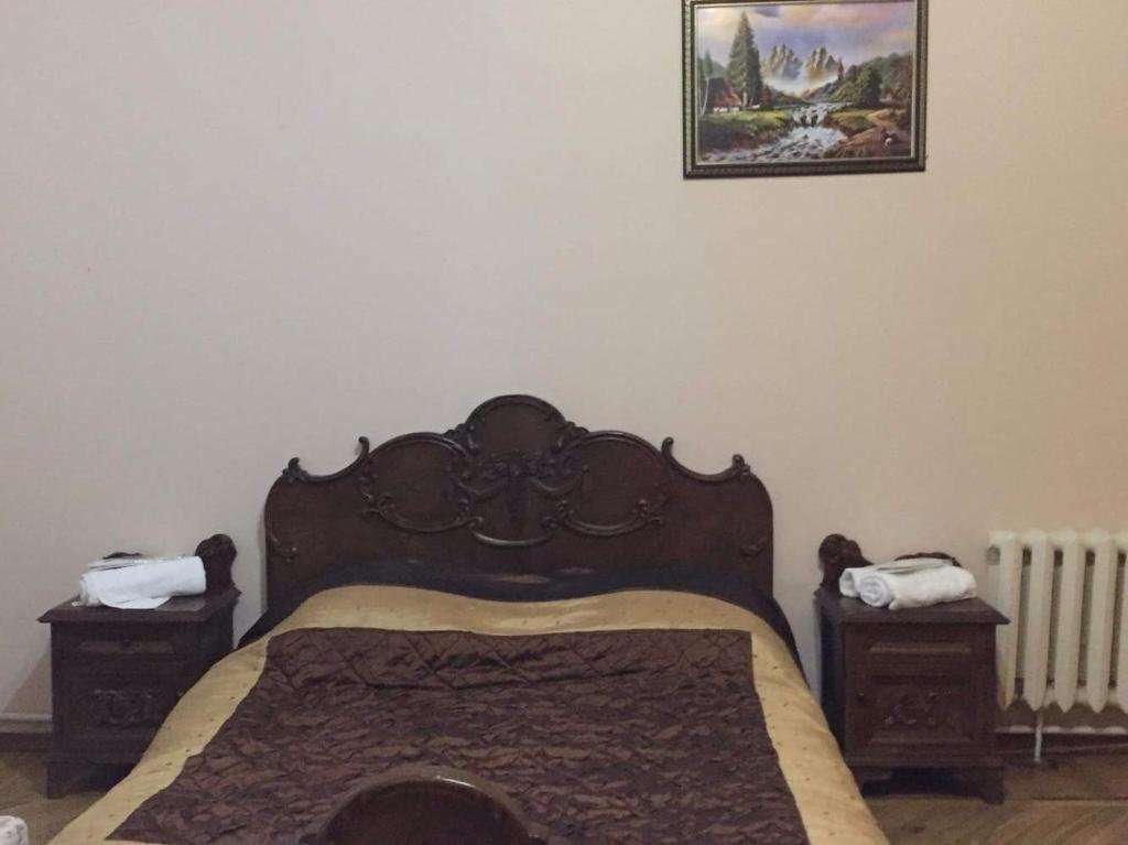 Тбилиси: Ancient Aristocratic Residence Apartment