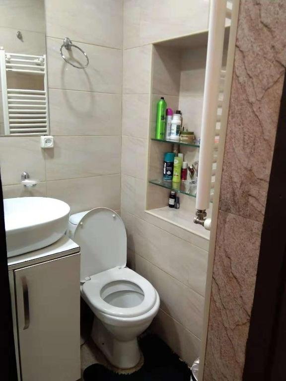 Тбилиси: Merab Kostava Street 44