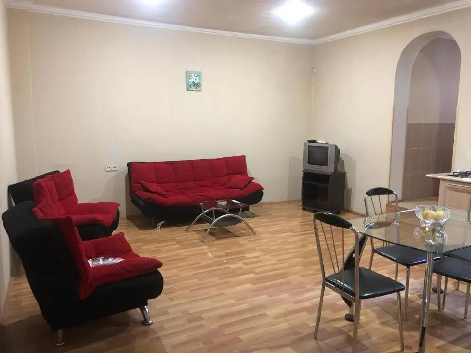Тбилиси: Tbilisi Old 001