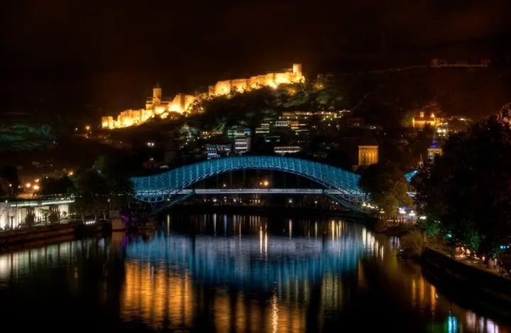 Тбилиси: Tbilisi Old 001