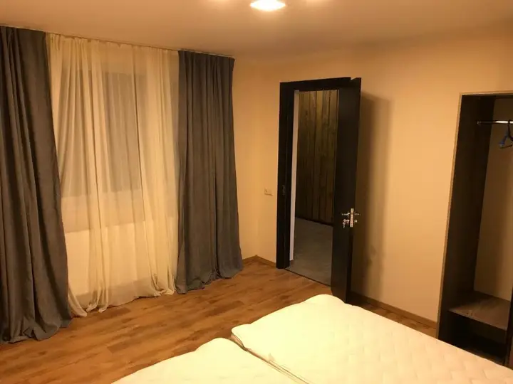 Тбилиси: Ilia Chavchavadze Avenue 37(Z)
