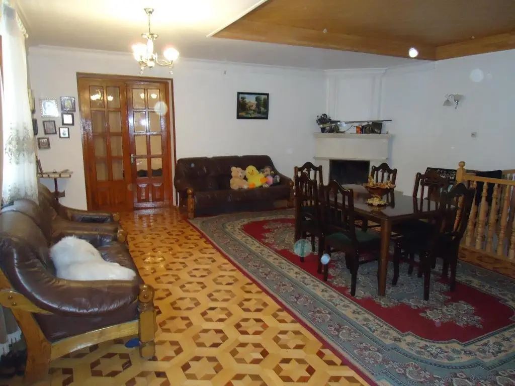 Тбилиси: Egnate Ninoshvili Street N 34