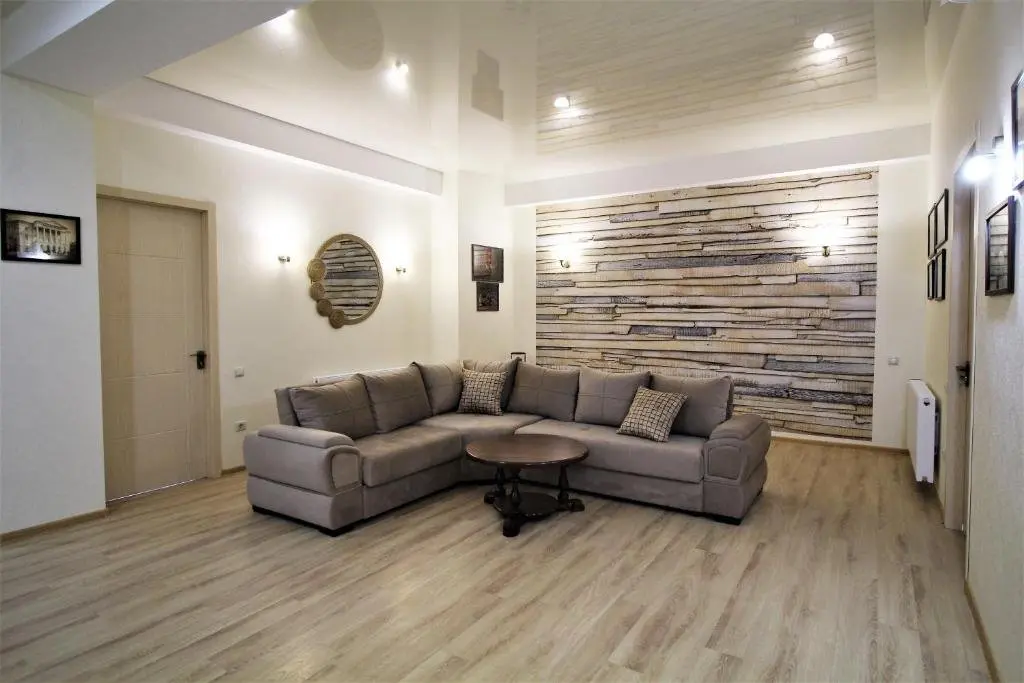 Тбилиси: Heart of Tbilisi - modern 3 bedroom apartment