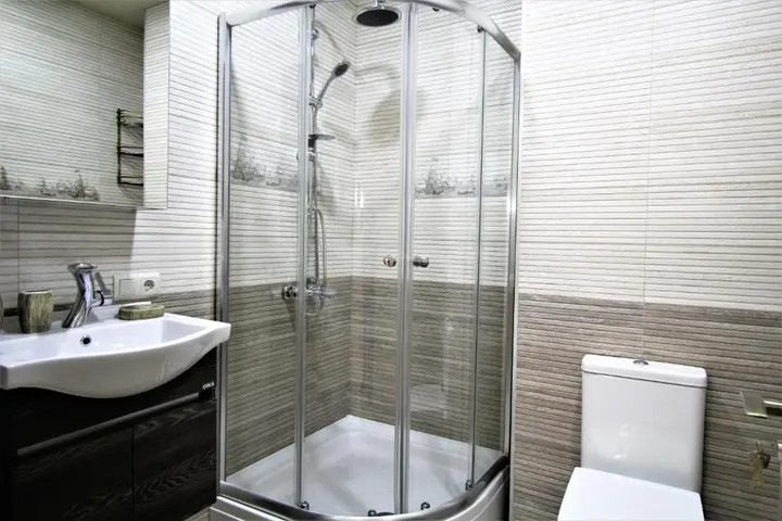 Тбилиси: Heart of Tbilisi - modern 3 bedroom apartment