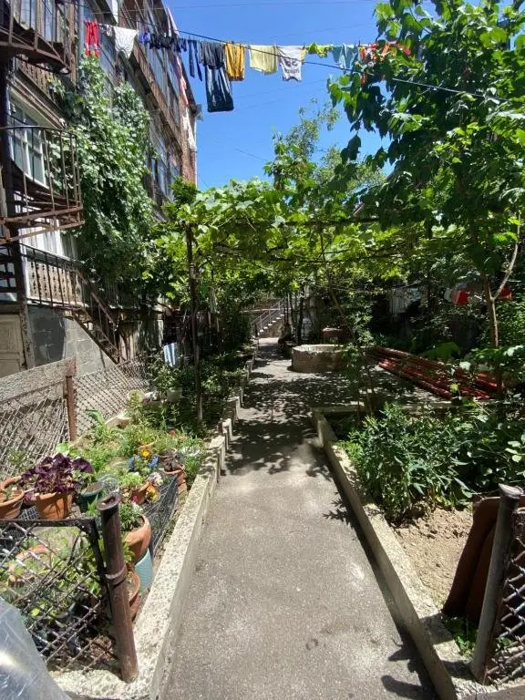 Тбилиси: George's Apartment N12
