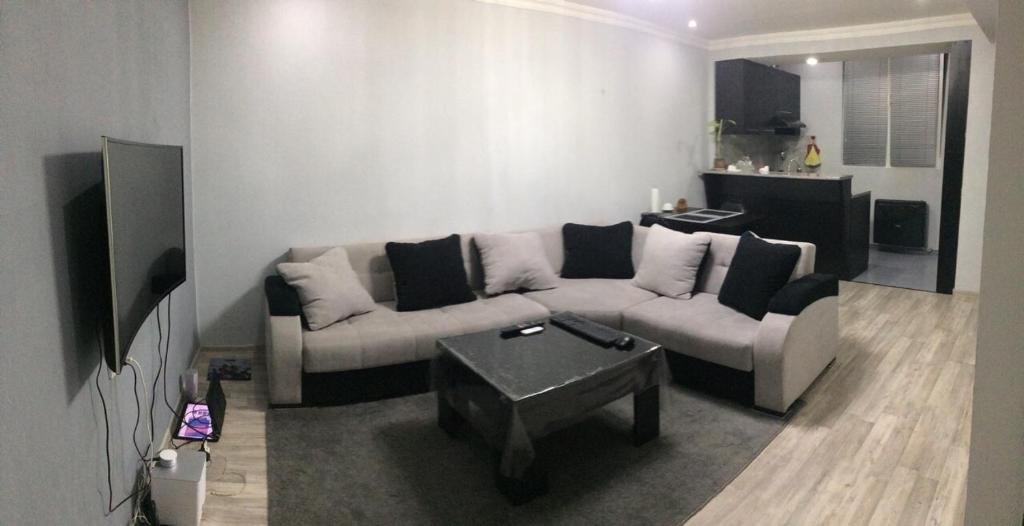 Тбилиси: Cozy 1-Bedroom Flat in most eco-friendly place in Tbilisi