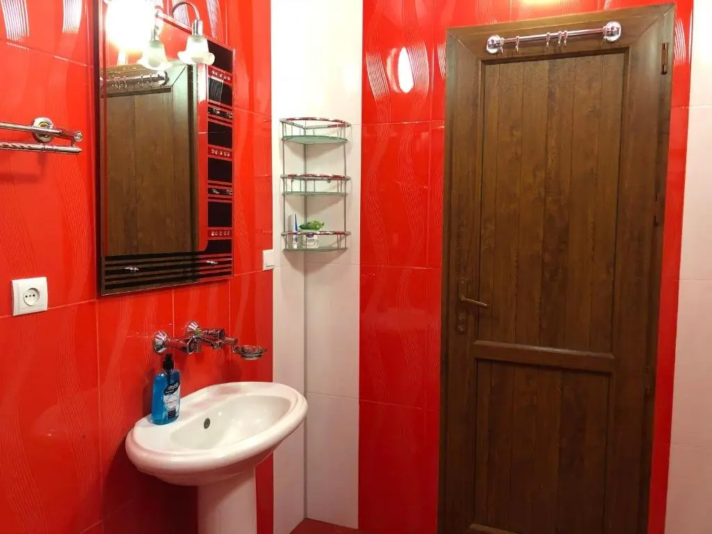 Тбилиси: Apartment Tbilisi 4 rooms