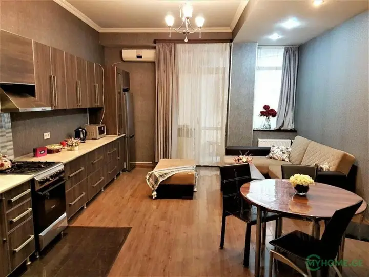 Тбилиси: Apartment on Aslanidze 13