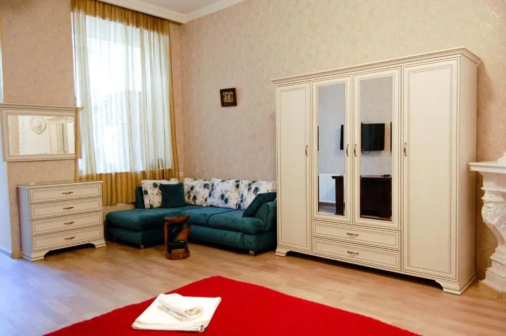 Тбилиси: Mushu Studio Apartment. 1 St Floor