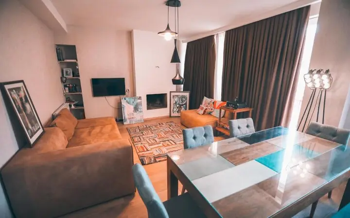 Тбилиси: Bakhtrioni Street N11b