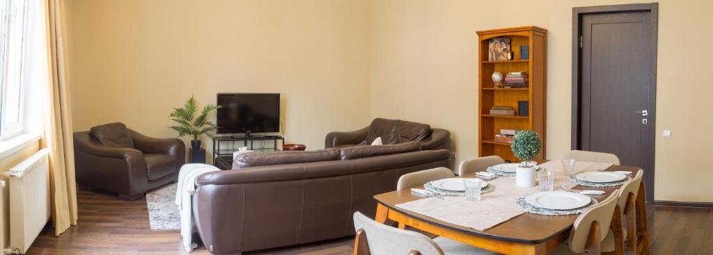Тбилиси: Modern And Homely 1Bed Apt And Steps Away From Freedom Square And Free Wifi