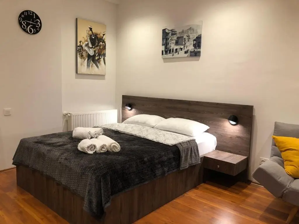 Тбилиси: Flat 43B in old Tbilisi