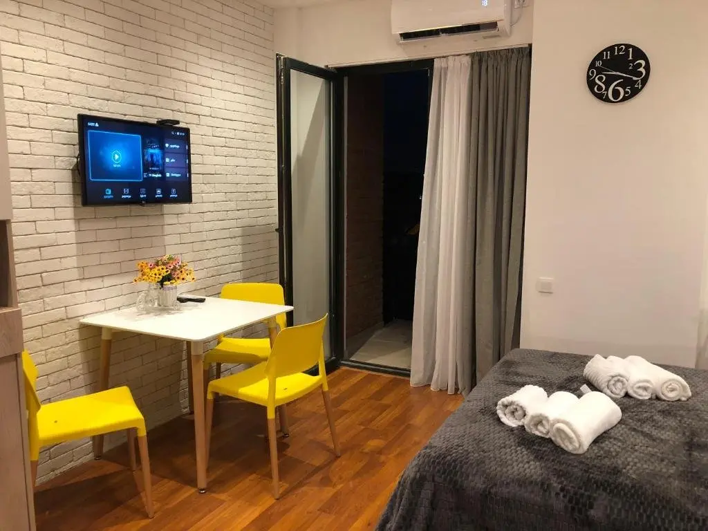 Тбилиси: Flat 43B in old Tbilisi