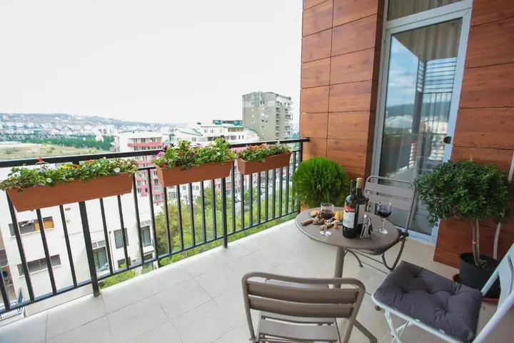 Тбилиси: Brand New Central Apartment