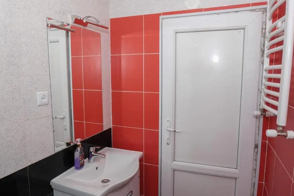 Тбилиси: Private Apartments In 19Th Century Old Tbilisi House