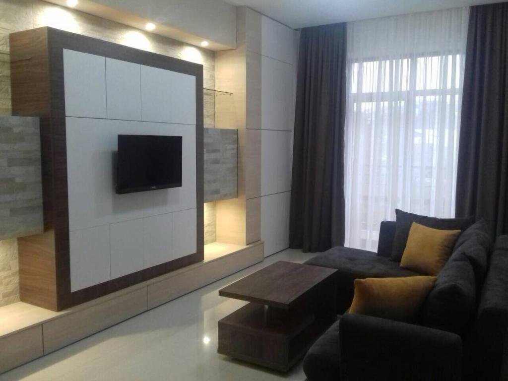 Тбилиси: Realty Avlabari 57