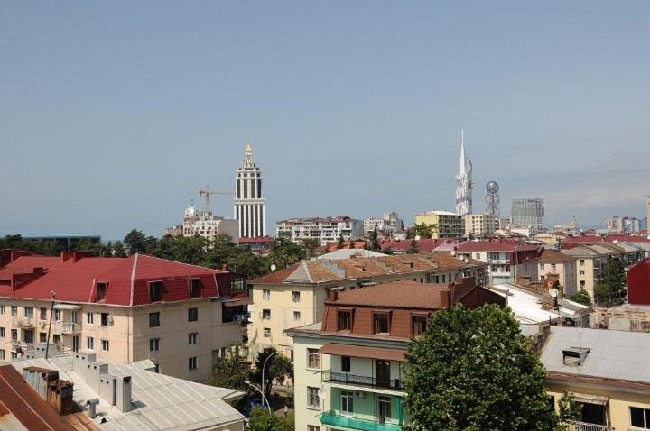 Батуми: Pharnavaz Mepe Street 140, Flat 31